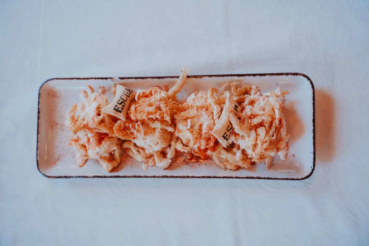 Berenjenas fritas con miel de caña