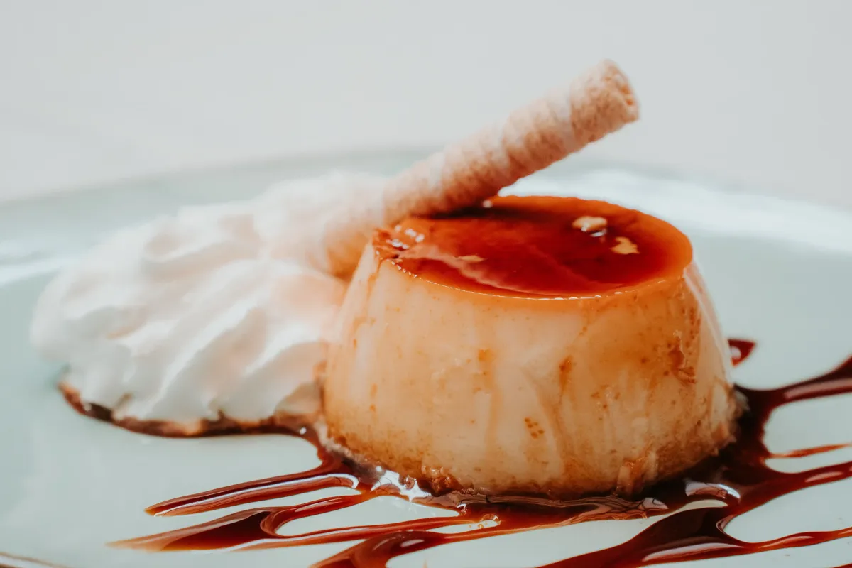 Flan de huevo casero